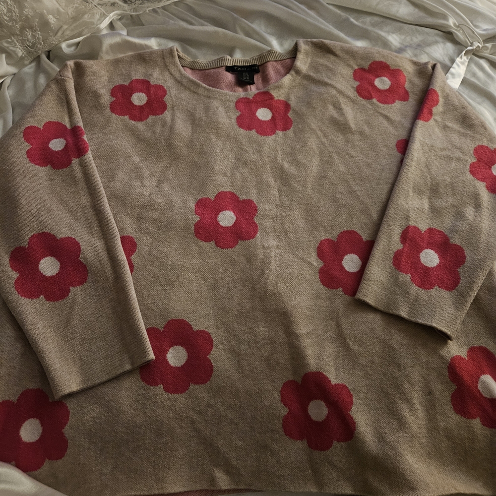 Tahari Light Beige Sweater with Pink Detail - Picture 6 of 7